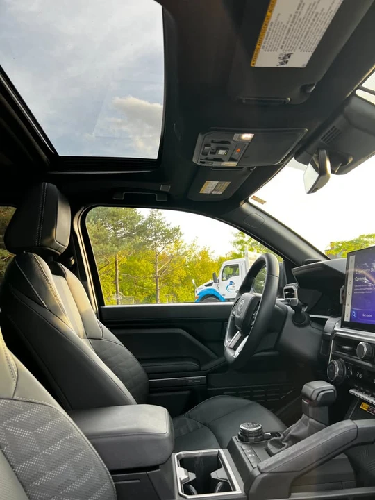 2025 Toyota 4Runner 6th Gen - Image 7 of 9