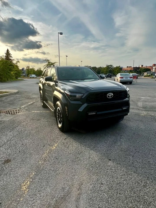 2025 Toyota 4Runner 6th Gen - Image 5 of 9