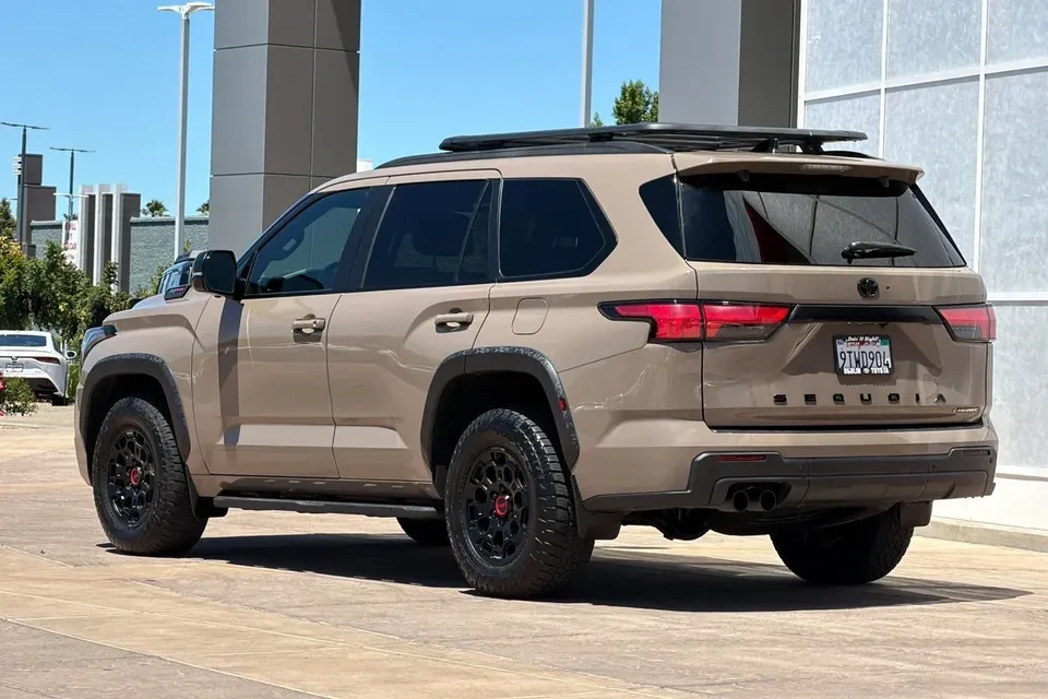 2025 Toyota Sequoia 3rd Gen - Image 10 of 13