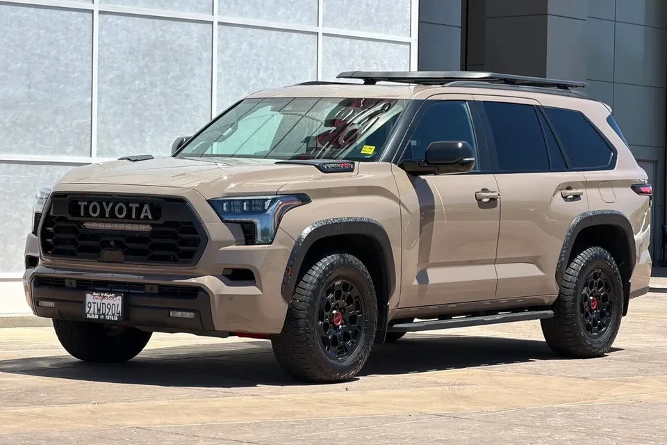 2025 Toyota Sequoia 3rd Gen - Image 8 of 13
