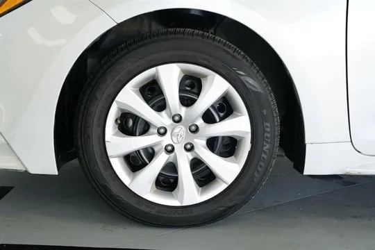 2025 Toyota Corolla 12th Gen - Image 4 of 17
