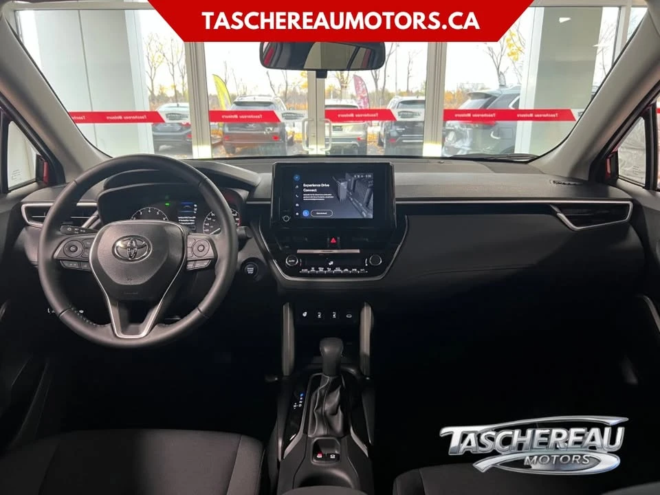 2025 Toyota Corolla Cross - Image 16 of 18