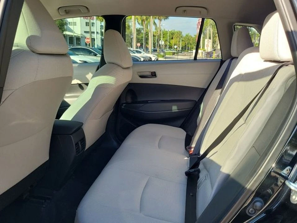 2025 Toyota Corolla Cross - Image 7 of 20