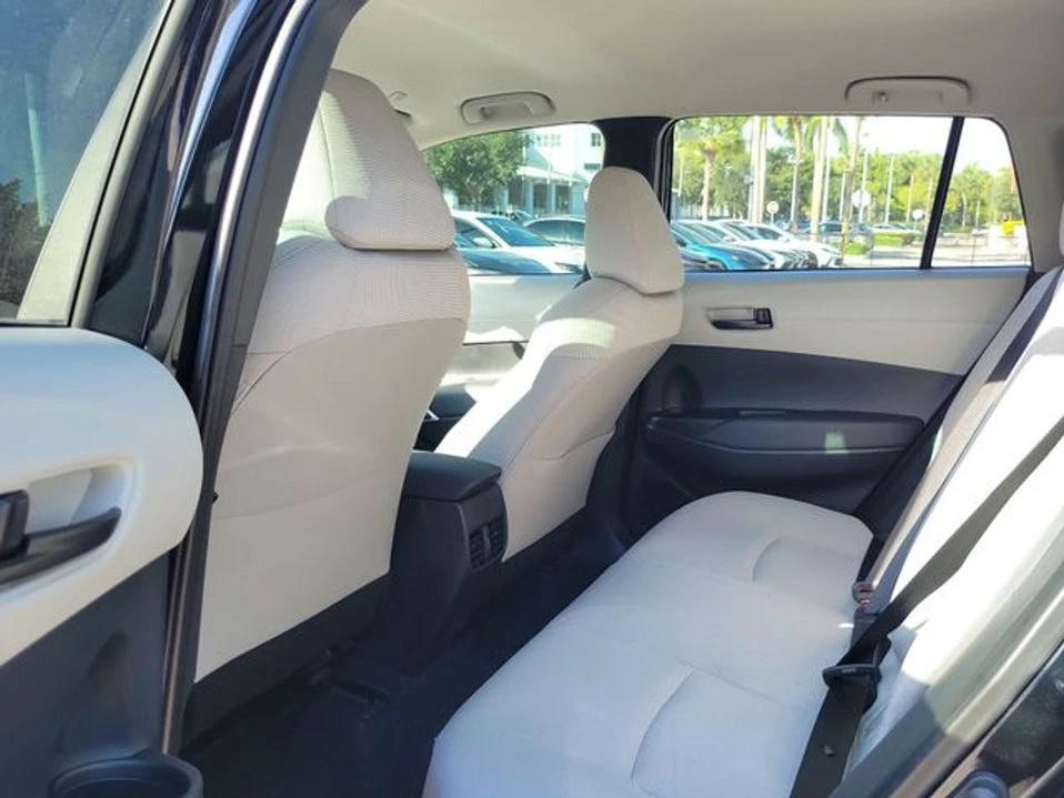 2025 Toyota Corolla Cross - Image 6 of 20
