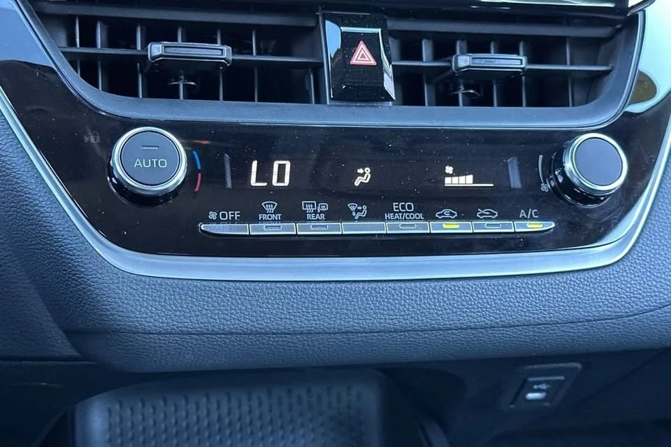 2025 Toyota Corolla 12th Gen - Image 18 of 19