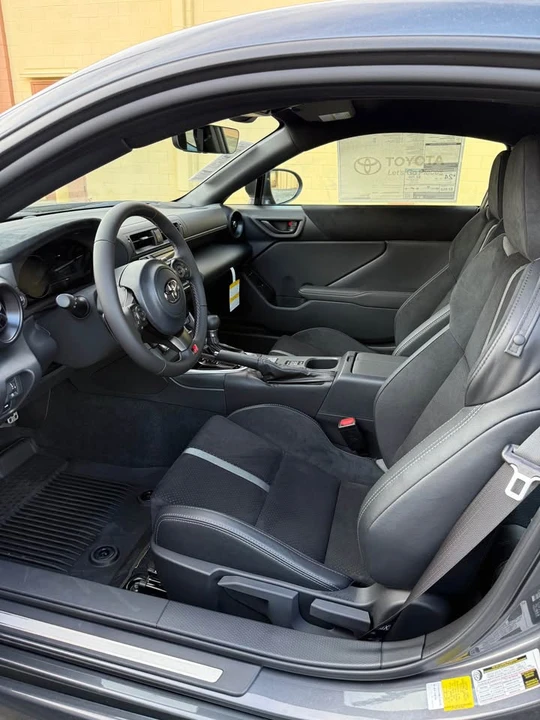 2025 Toyota GR86 2nd Gen - Image 4 of 7