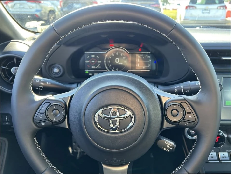 2025 Toyota GR86 2nd Gen - Image 16 of 20