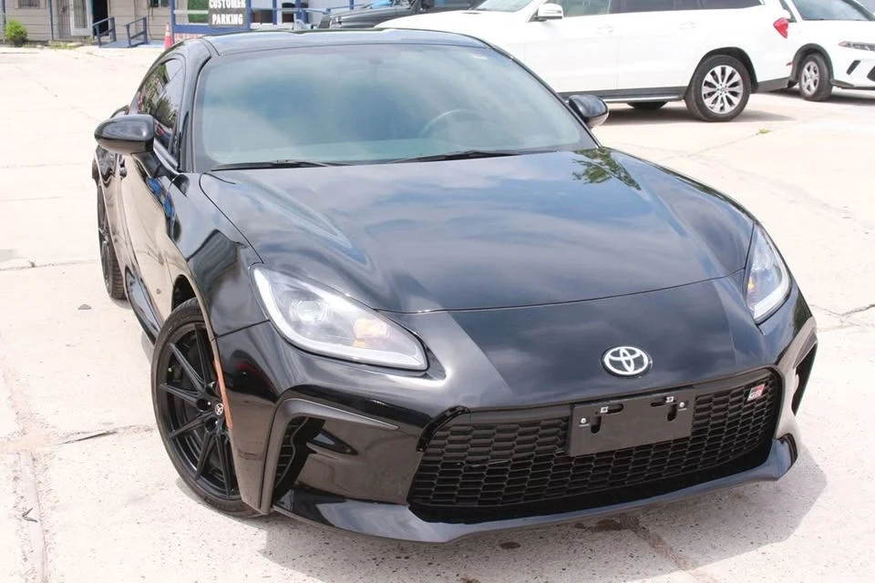 2025 Toyota GR86 2nd Gen - Image 5 of 20