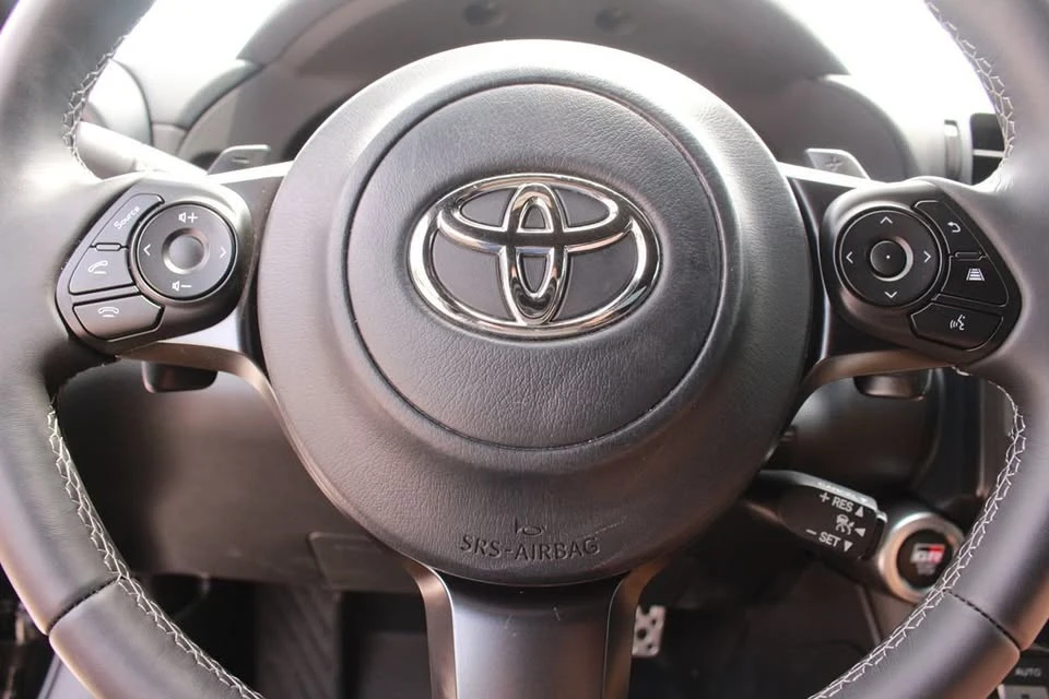 2025 Toyota GR86 2nd Gen - Image 15 of 20