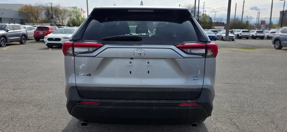 2025 Toyota RAV4 5th Gen - Image 4 of 10