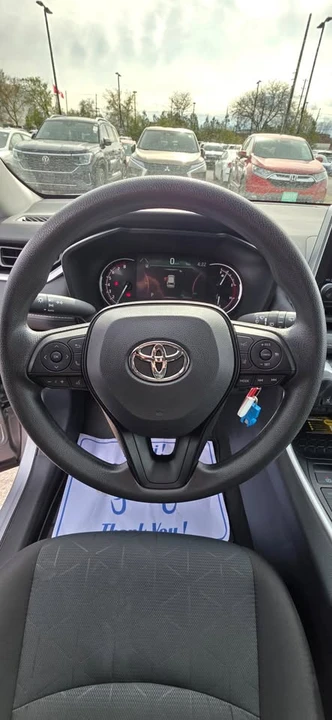 2025 Toyota RAV4 5th Gen - Image 7 of 10