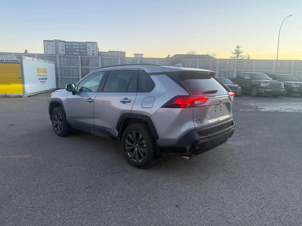 2025 Toyota RAV4 5th Gen - Image 5 of 13