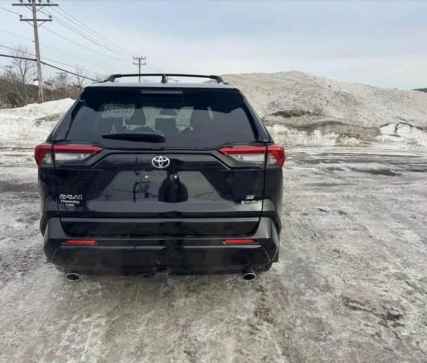 2025 Toyota RAV4 5th Gen - Image 4 of 9