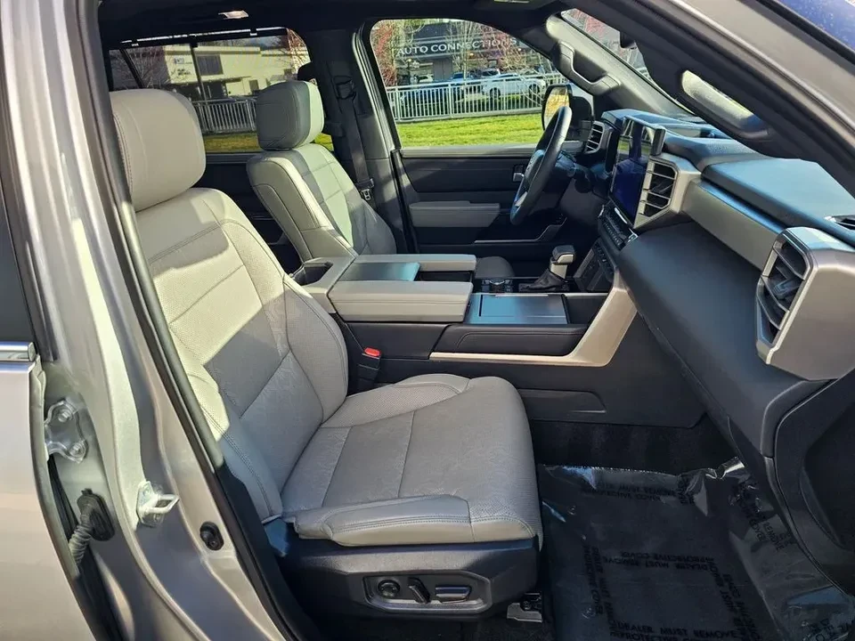 2025 Toyota Sequoia 3rd Gen - Image 11 of 20