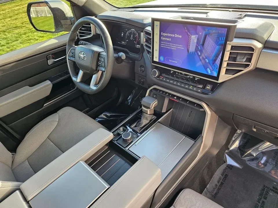 2025 Toyota Sequoia 3rd Gen - Image 10 of 20