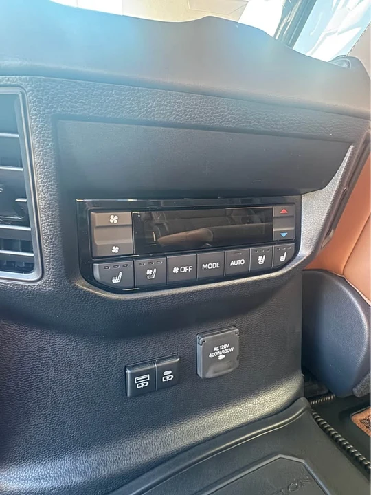 2025 Toyota Sequoia 3rd Gen - Image 11 of 20