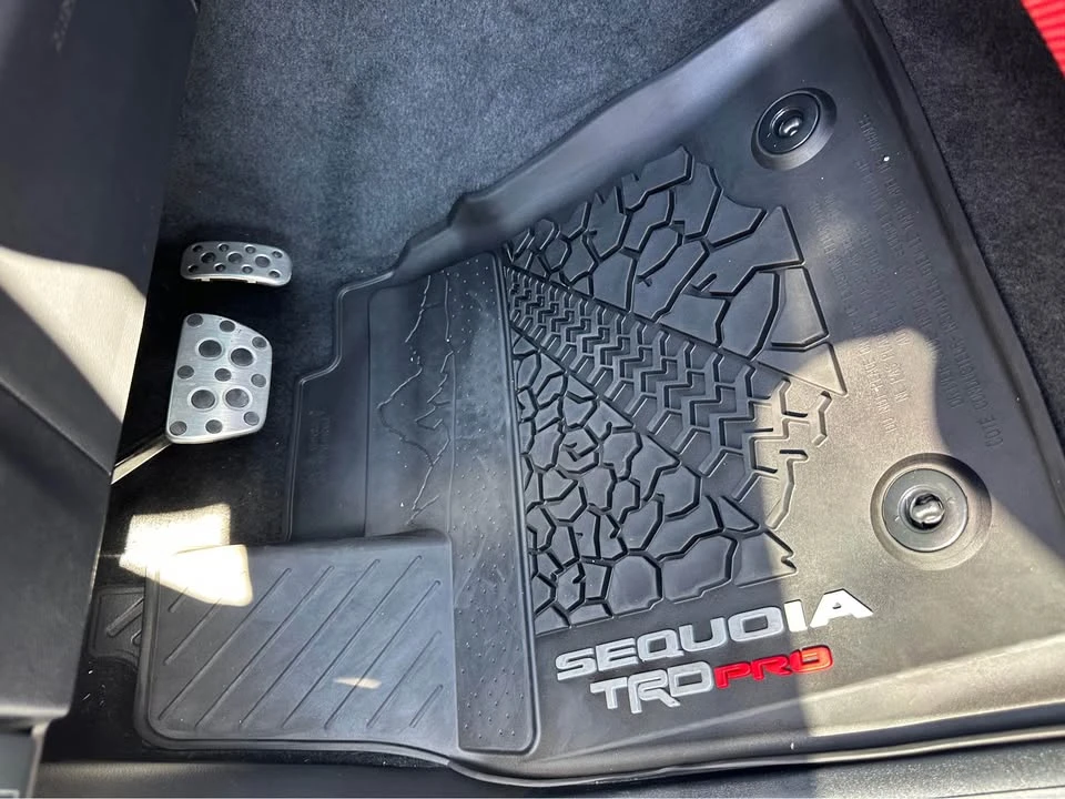 2025 Toyota Sequoia 3rd Gen - Image 18 of 20