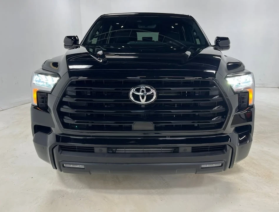 2025 Toyota Sequoia 3rd Gen - Image 4 of 19