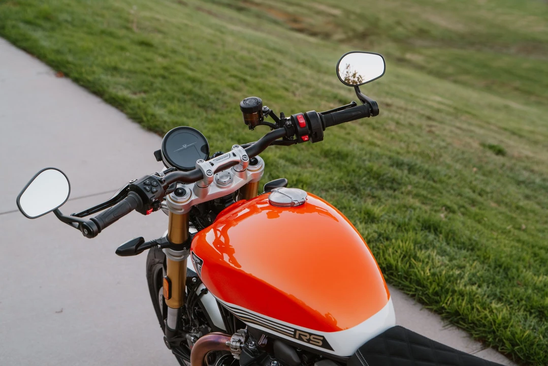 2025 Triumph Speed Twin 1200 - Image 16 of 31