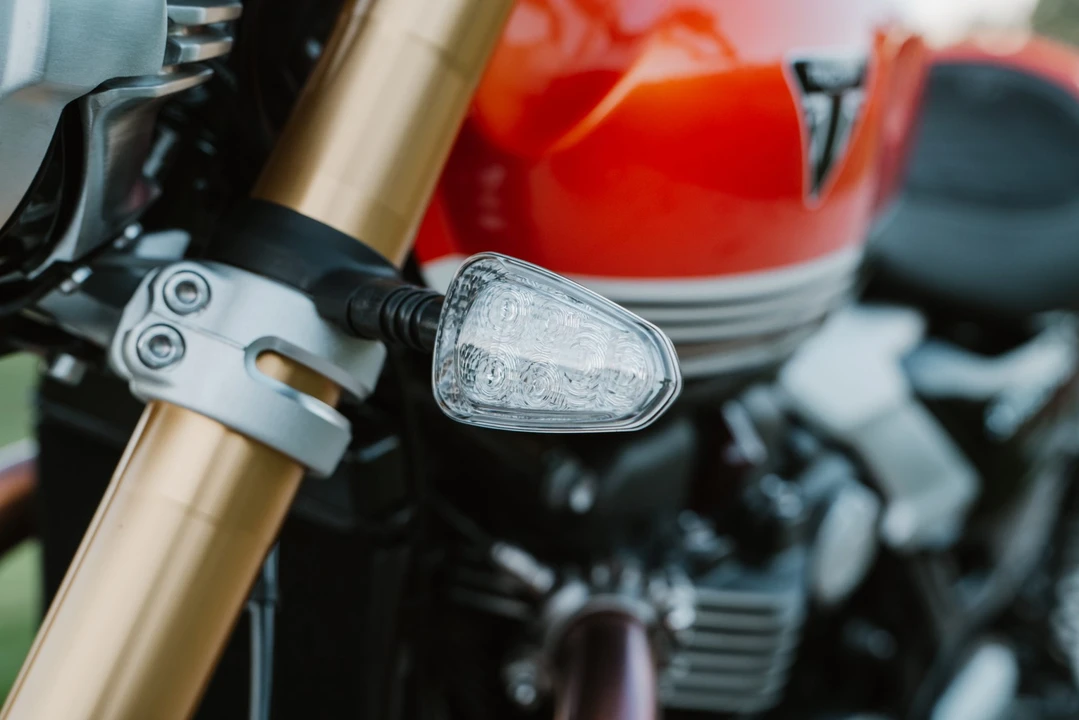 2025 Triumph Speed Twin 1200 - Image 13 of 31