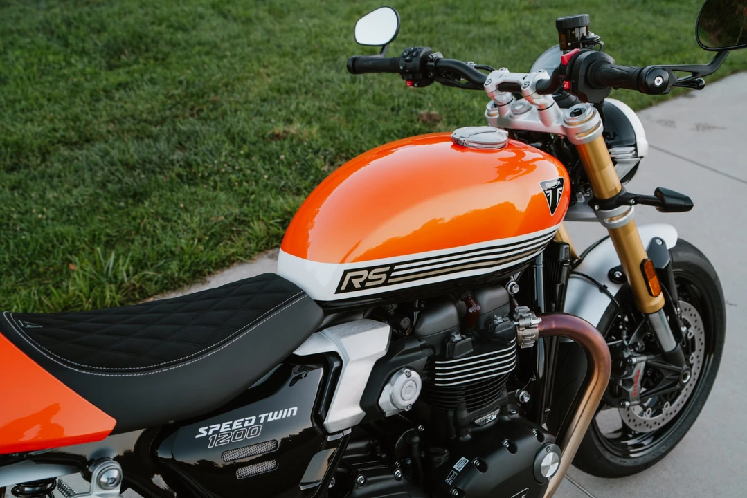 2025 Triumph Speed Twin 1200 - Image 28 of 31