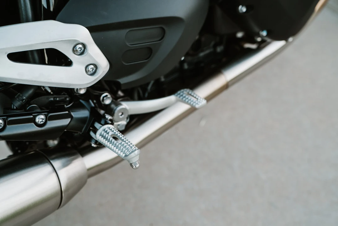 2025 Triumph Speed Twin 1200 - Image 25 of 31
