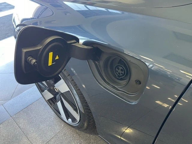 2025 Volvo S60 3rd Gen - Image 14 of 21
