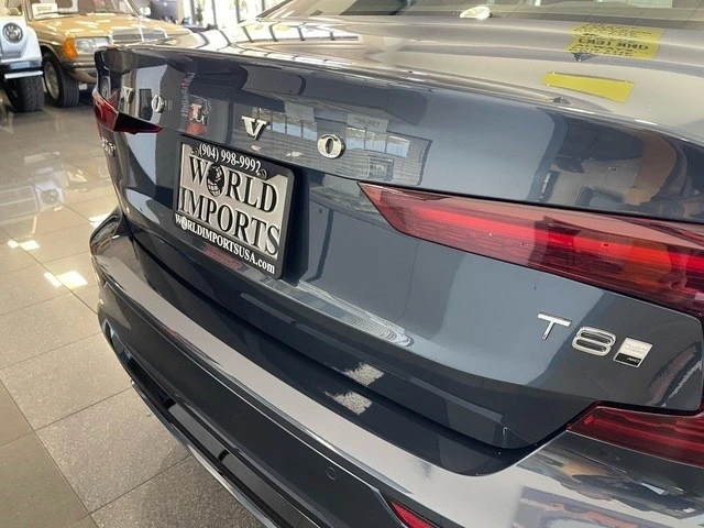 2025 Volvo S60 3rd Gen - Image 18 of 21