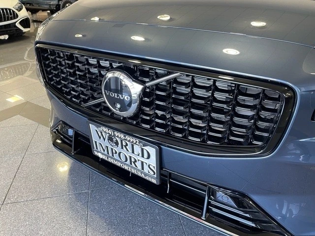 2025 Volvo S60 3rd Gen - Image 11 of 12