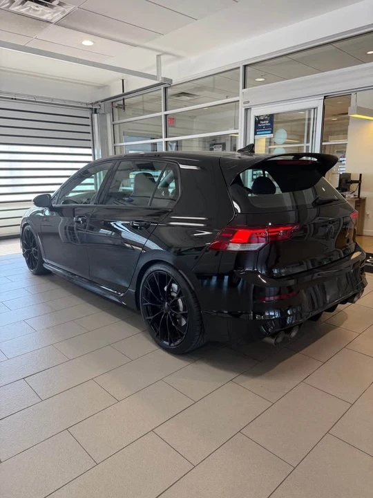 2025 Volkswagen Golf R Mk8 - Image 3 of 5