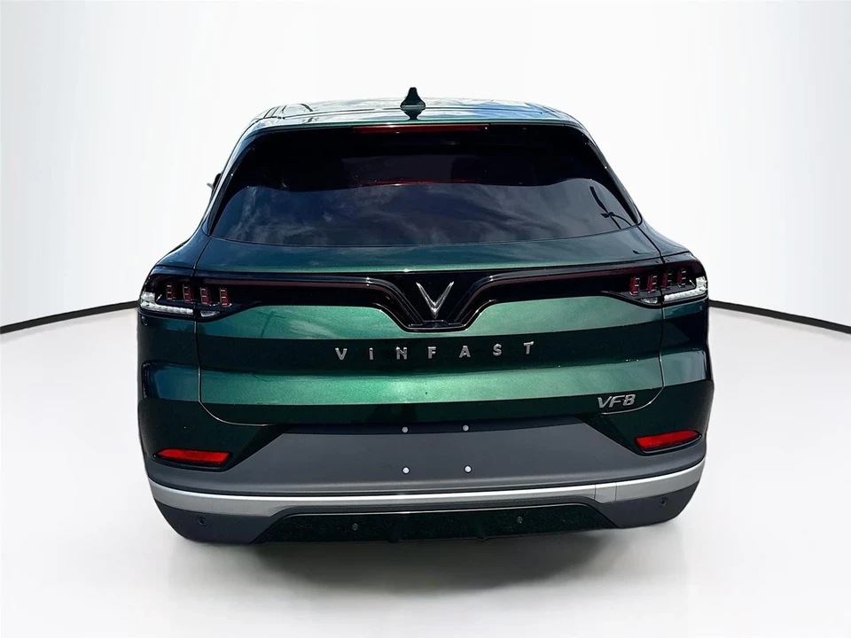 2025 VinFast VF8 - Image 6 of 21
