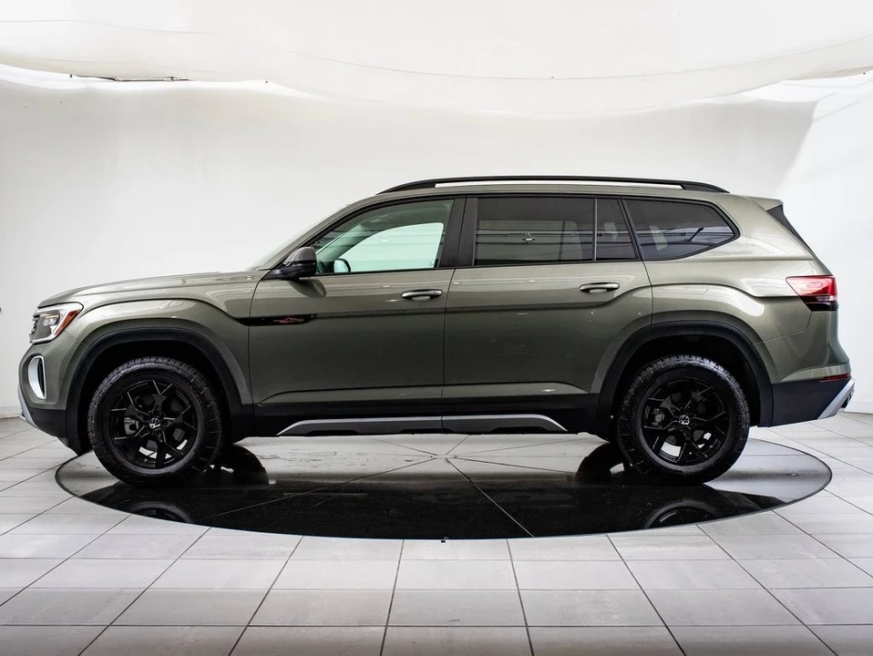 2025 Volkswagen Atlas - Image 5 of 21