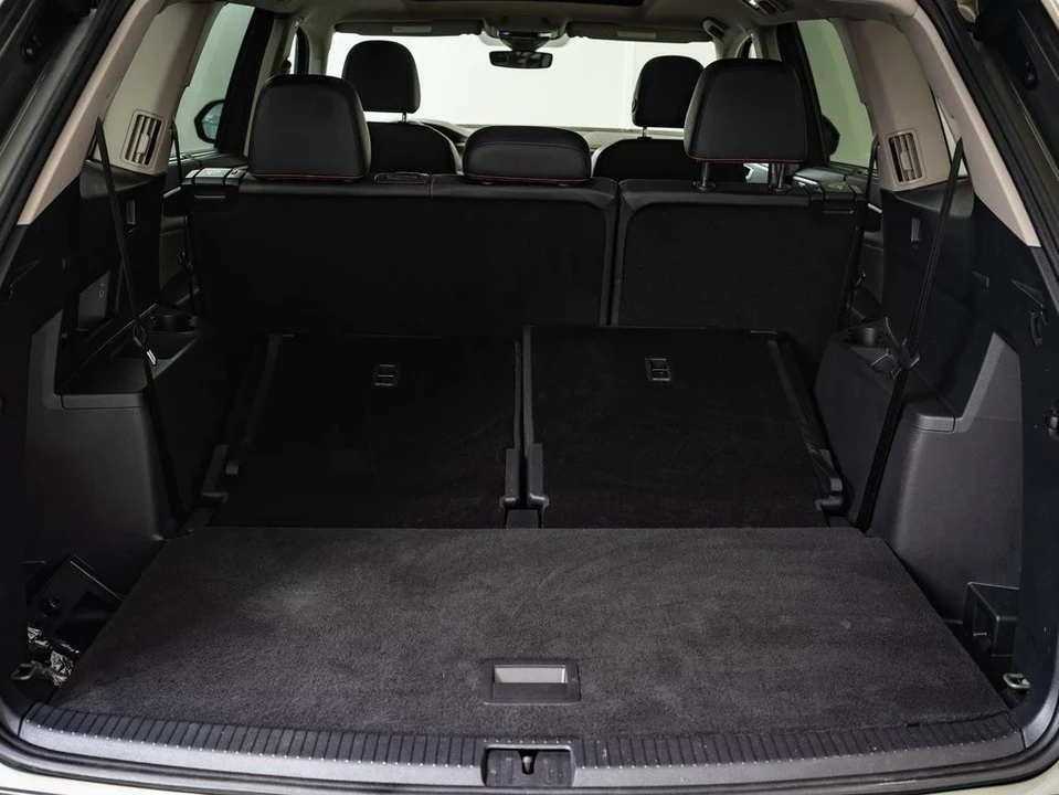 2025 Volkswagen Atlas - Image 19 of 21