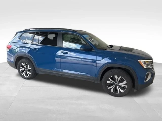 2025 Volkswagen Atlas - Image 2 of 12