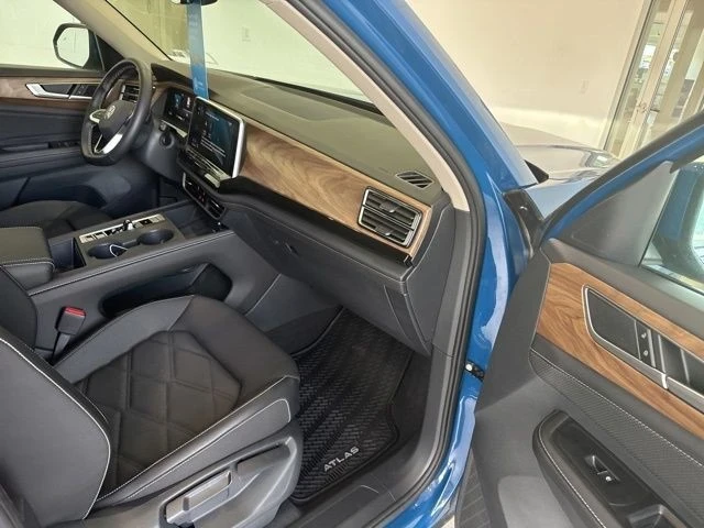 2025 Volkswagen Atlas - Image 12 of 12
