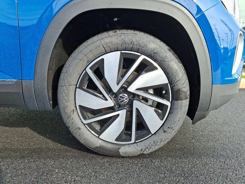 2025 Volkswagen Atlas - Image 9 of 12