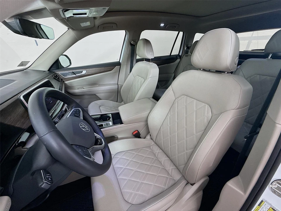 2025 Volkswagen Atlas - Image 12 of 14