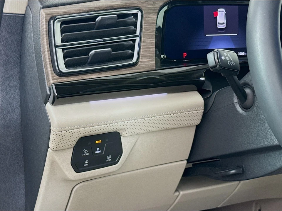 2025 Volkswagen Atlas - Image 7 of 14