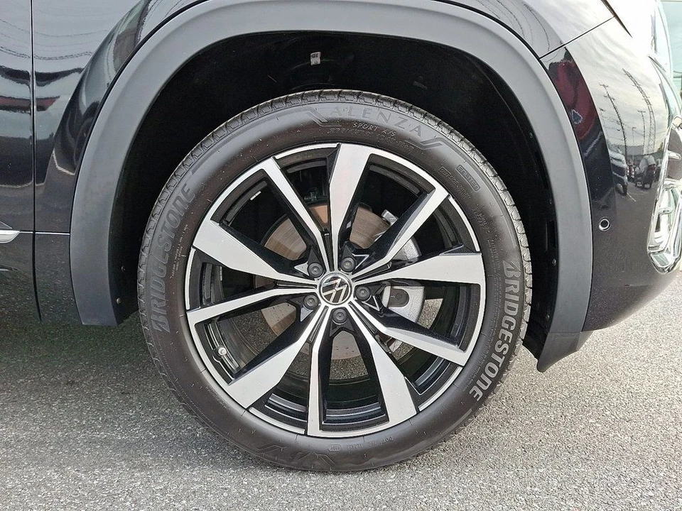 2025 Volkswagen Atlas - Image 8 of 12