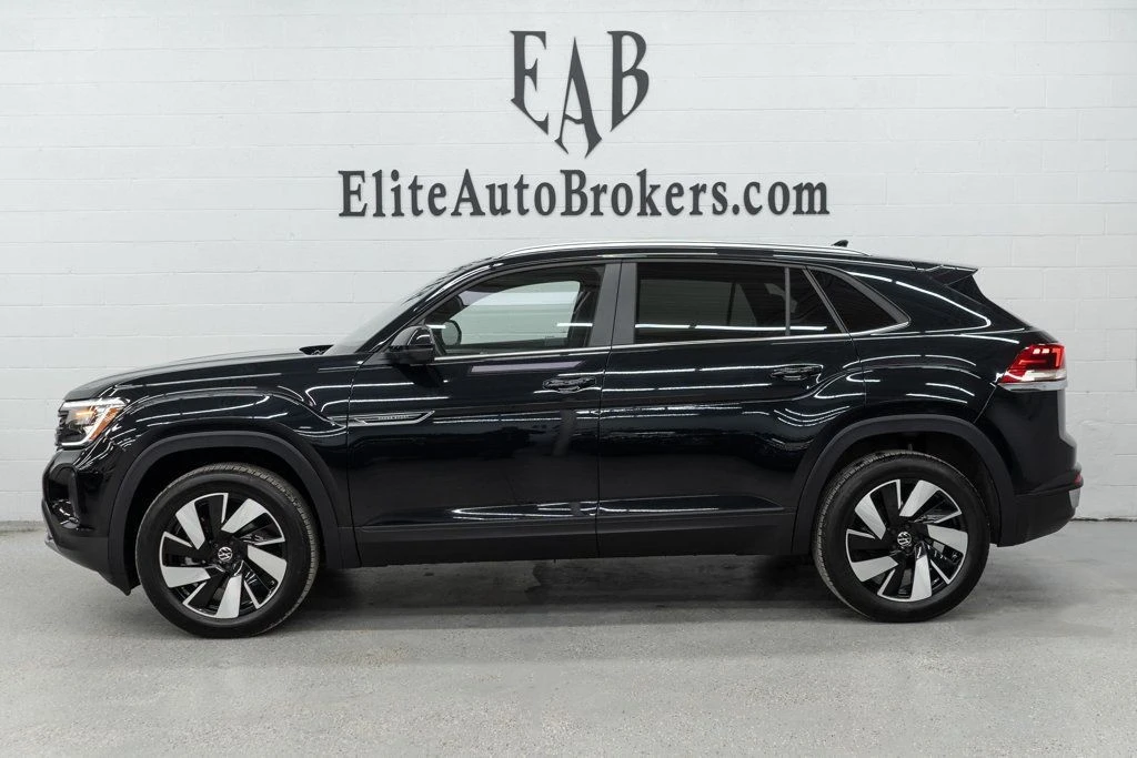 2025 Volkswagen Atlas - Image 2 of 12