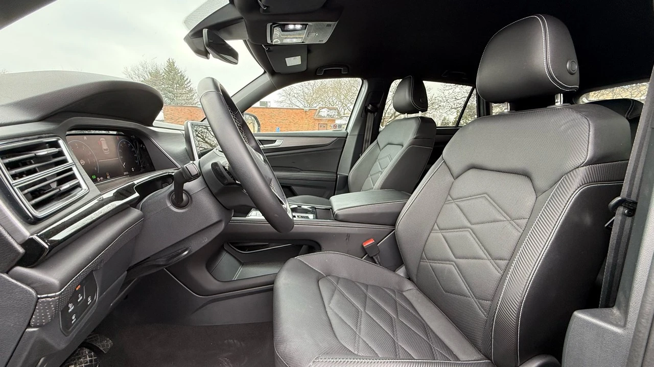 2025 Volkswagen Atlas - Image 10 of 21