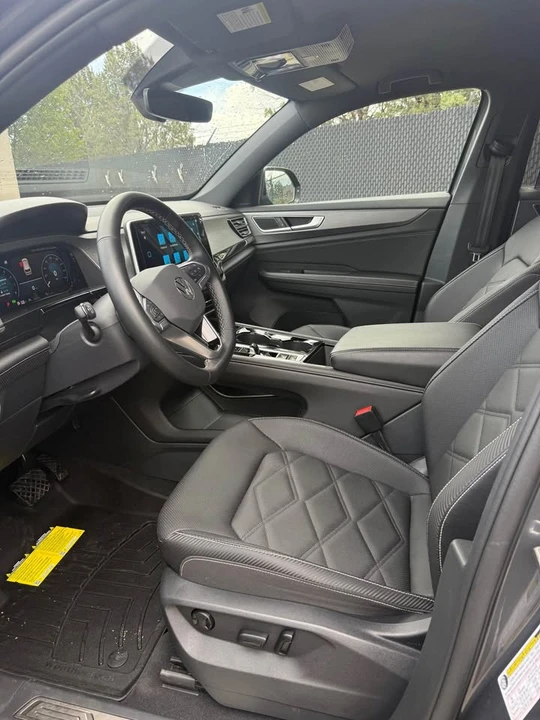2025 Volkswagen Atlas - Image 4 of 10