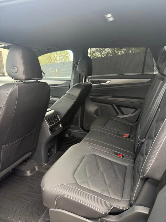 2025 Volkswagen Atlas - Image 6 of 10