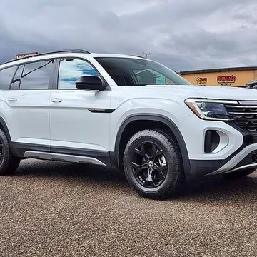 2025 Volkswagen Atlas Peak Edition