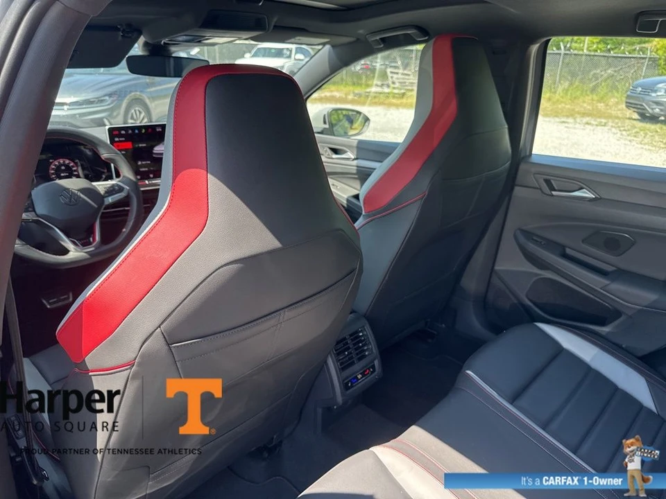 2025 Volkswagen GTI Mk8 - Image 11 of 19