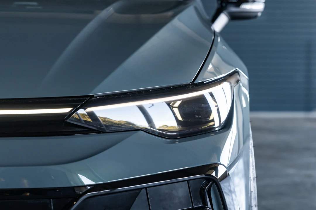 2025 Volkswagen Golf R Mk8 - Image 14 of 31