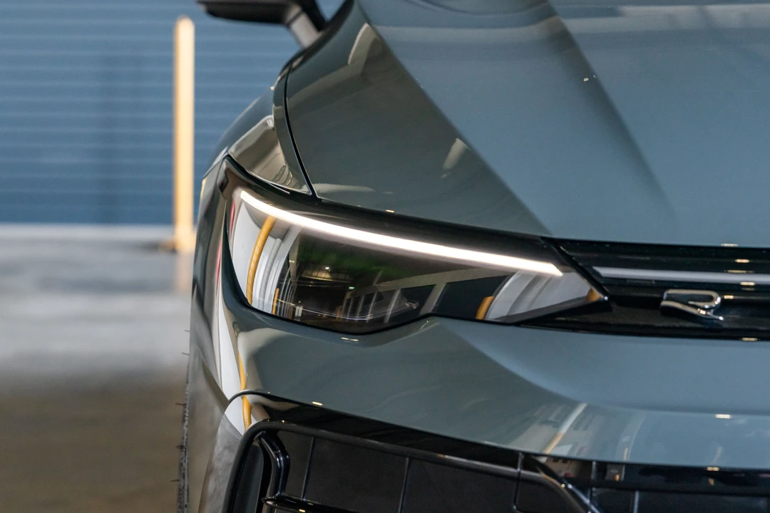 2025 Volkswagen Golf R Mk8 - Image 16 of 31