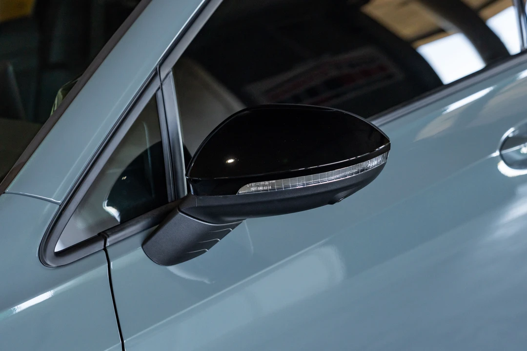 2025 Volkswagen Golf R Mk8 - Image 23 of 31