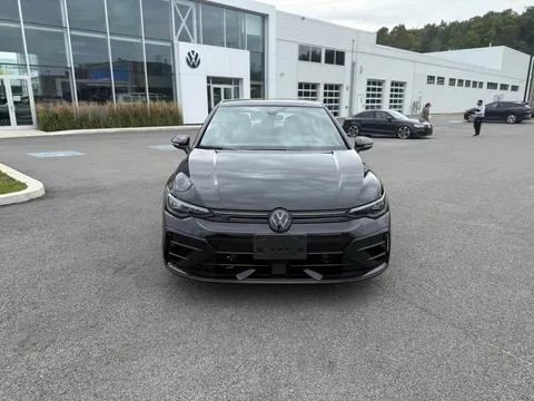 2025 Volkswagen Golf R Black Edition