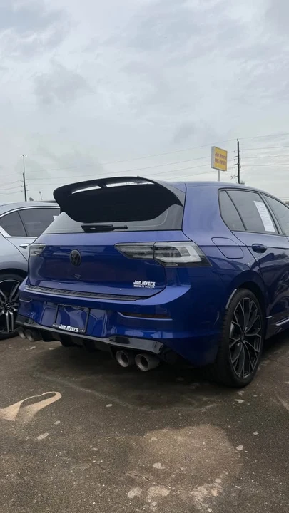 2025 Volkswagen Golf R Mk8 - Image 2 of 7